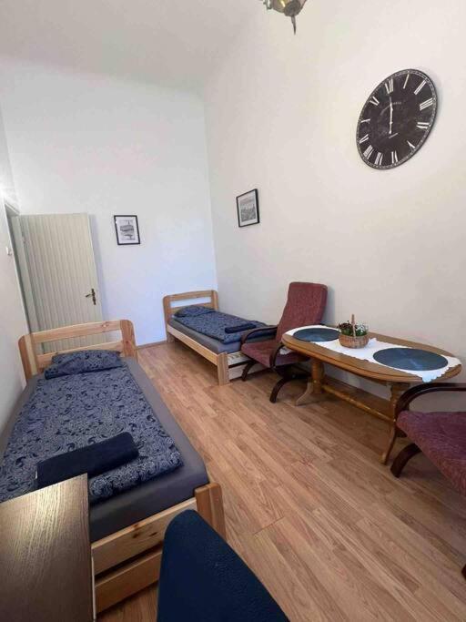 Grodzka / Apartment With Balcony Красков Екстериор снимка
