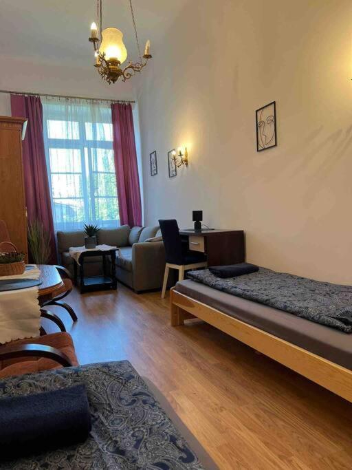 Grodzka / Apartment With Balcony Красков Екстериор снимка